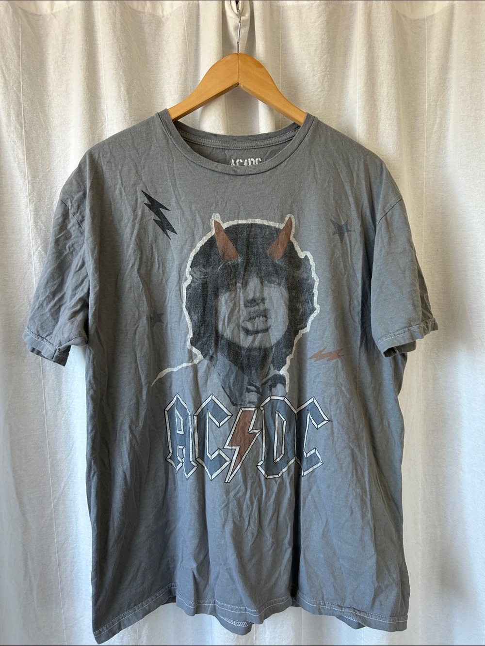 AC/DC Gray Graphic Short Sleeve Tee with Red Accent
